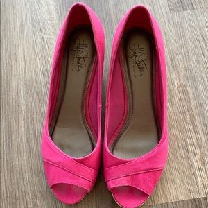Life Stride size 9 wedges - hot pink